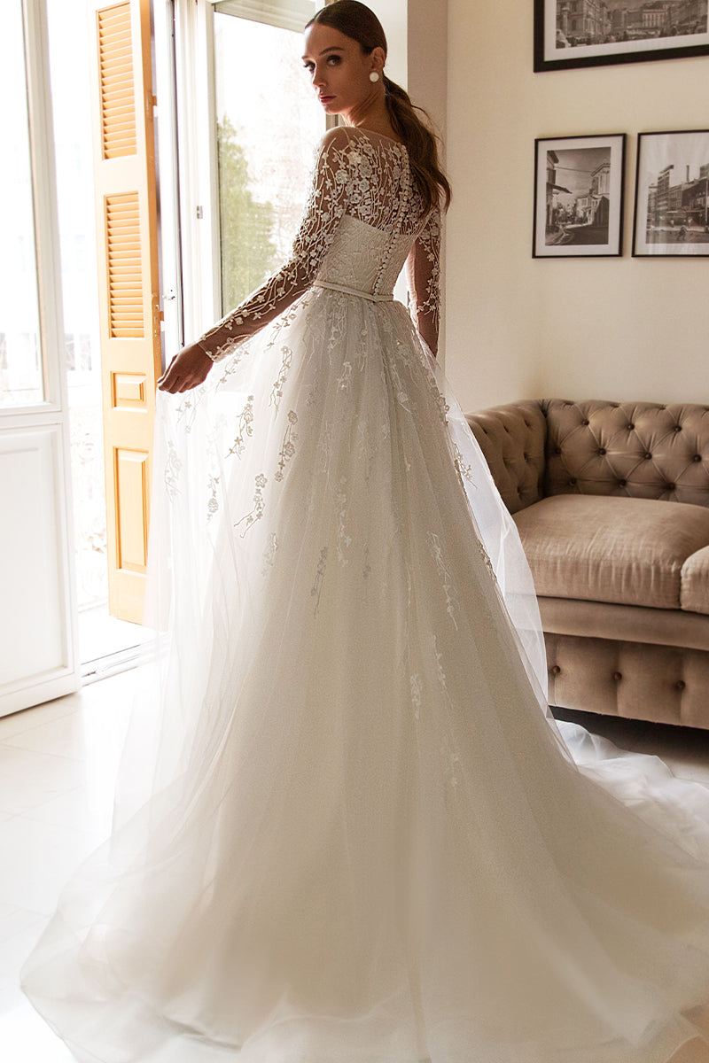 Bennett Long Sleeve Wedding Dress | Jewelclues