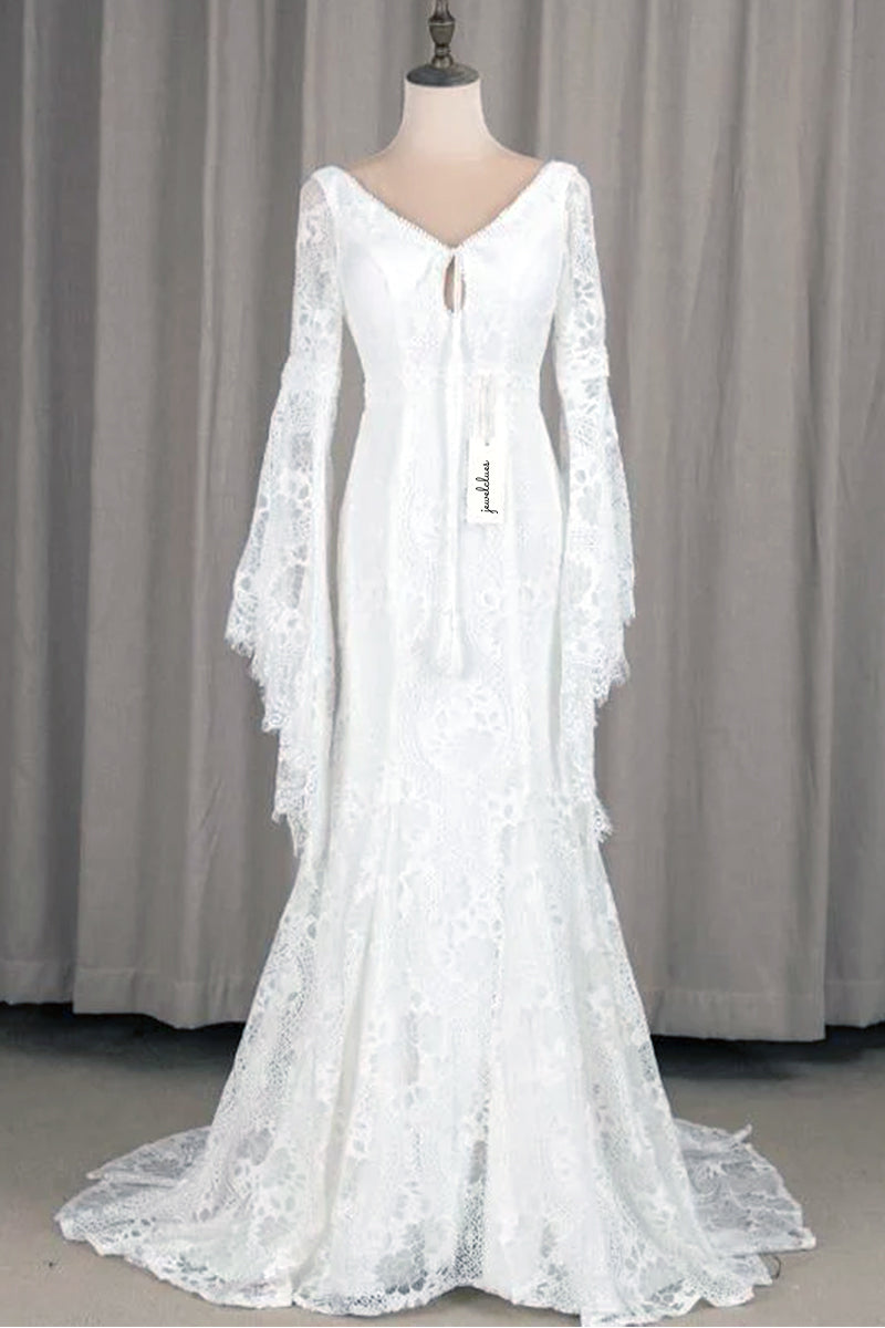 Forever Romantic Bohemian Lace Wedding Dress | Jewelclues