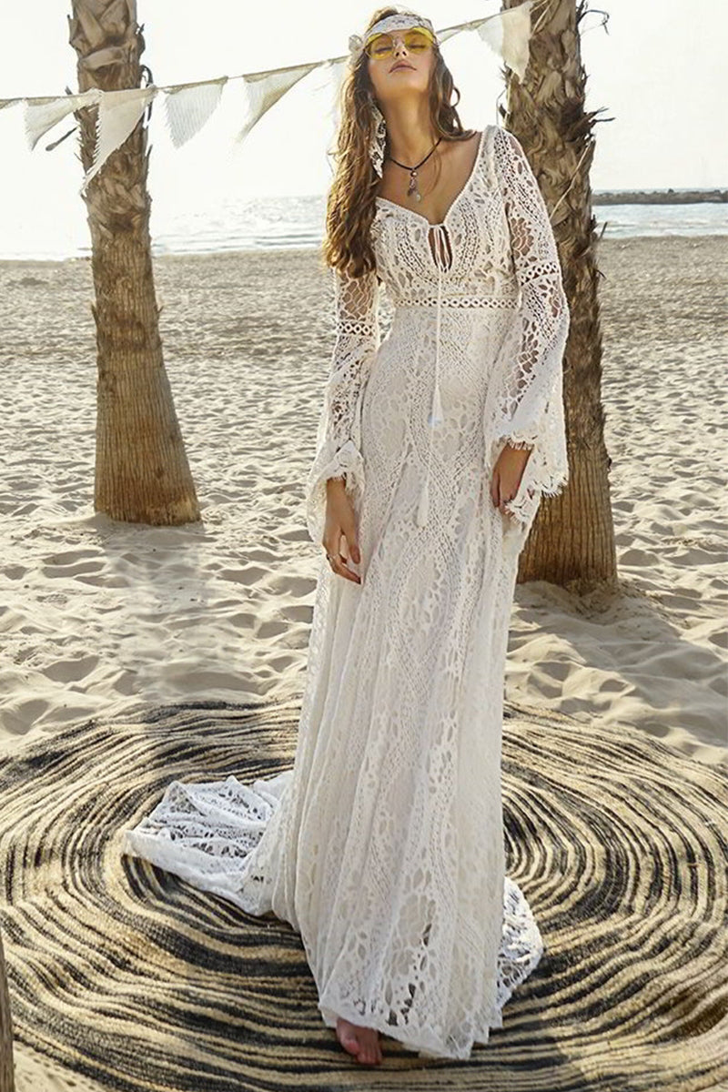 Forever Romantic Bohemian Lace Wedding Dress | Jewelclues
