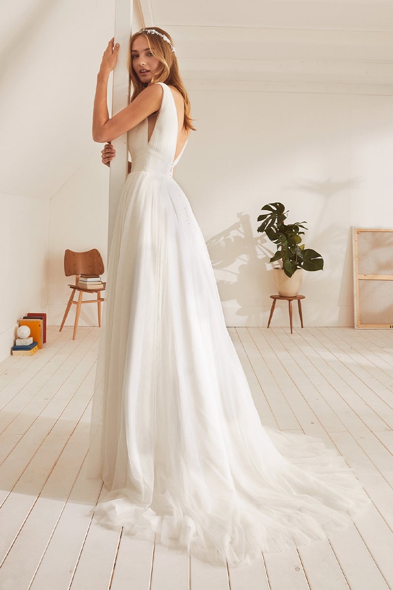 Heidi Ivory Tulle A-line Wedding Dress | Jewelclues