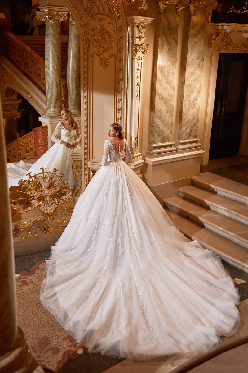 Julian Long Sleeve Wedding Dress | Jewelclues