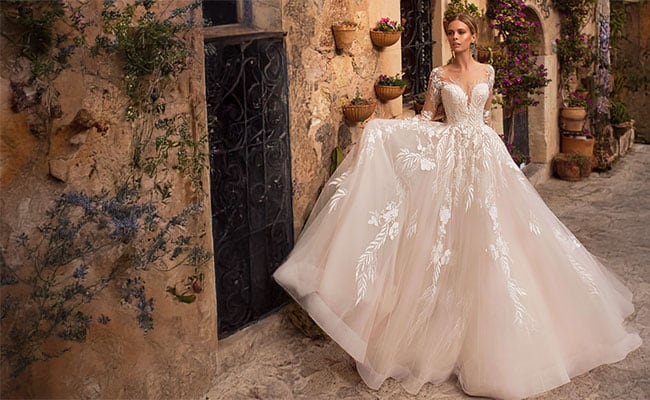 Illusion A-line O-neck Long Sleeve Wedding Gown Custom Made Champagne Lace Appliqued Wedding Dress Champagne / 12 / CN Illusion A-line O-neck Long Sleeve Wedding Gown Custom Made Champagne Lace Appliqued Wedding Dress Champagne / 12 / CN