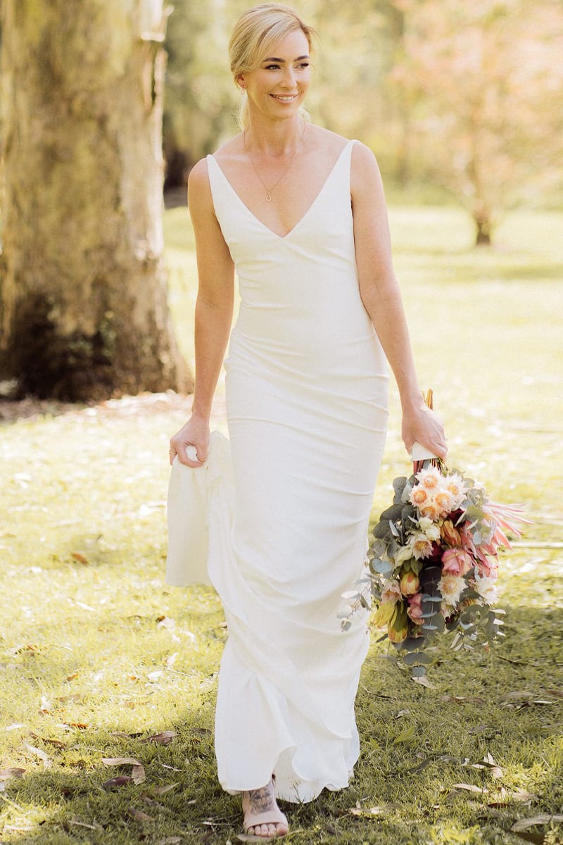 Charlotte Open-Back Mermaid Wedding Dress | Jewelclues