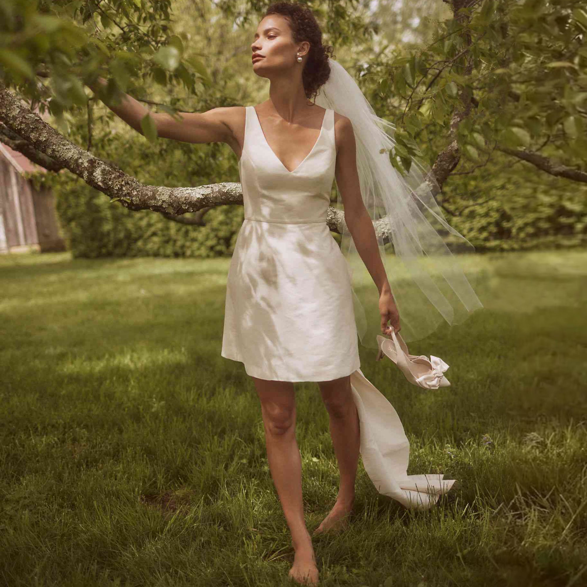 Everlasting Fantasy Satin Wedding Mini Dress - Jewelclues