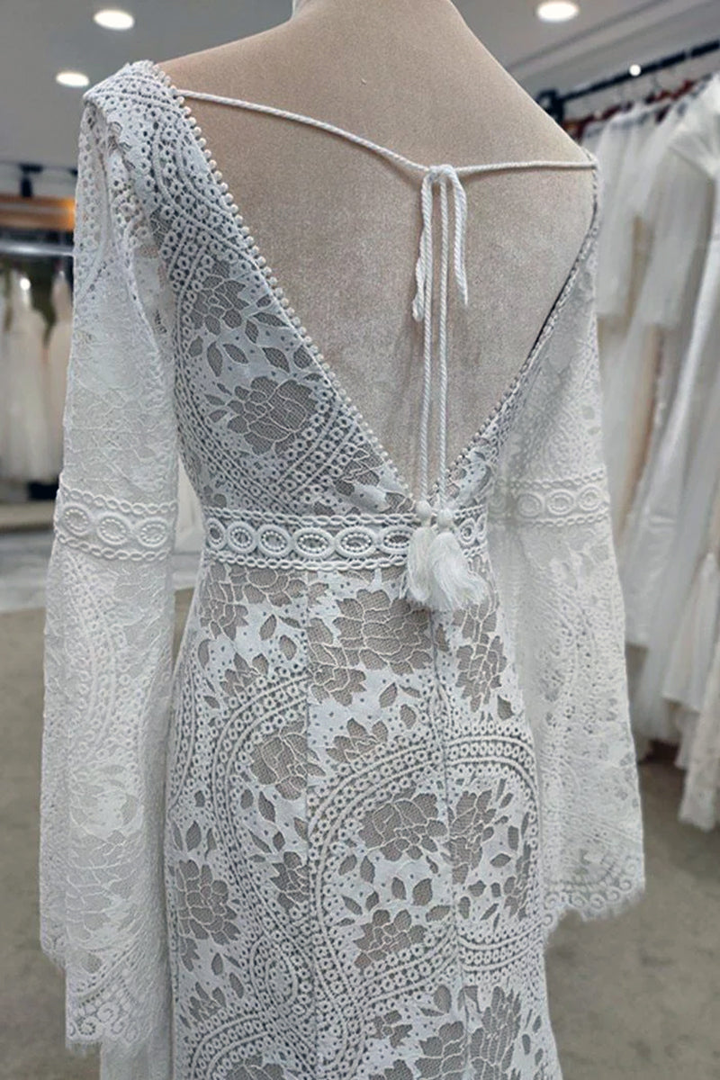 Forever Romantic Bohemian Lace Wedding Dress | Jewelclues