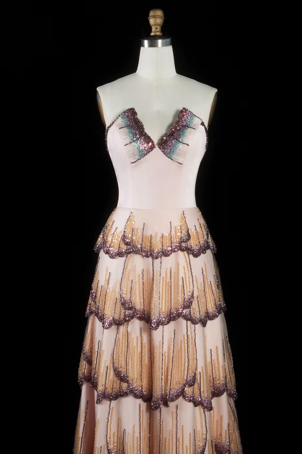 Isabeau Couture Gown | JewelClues
