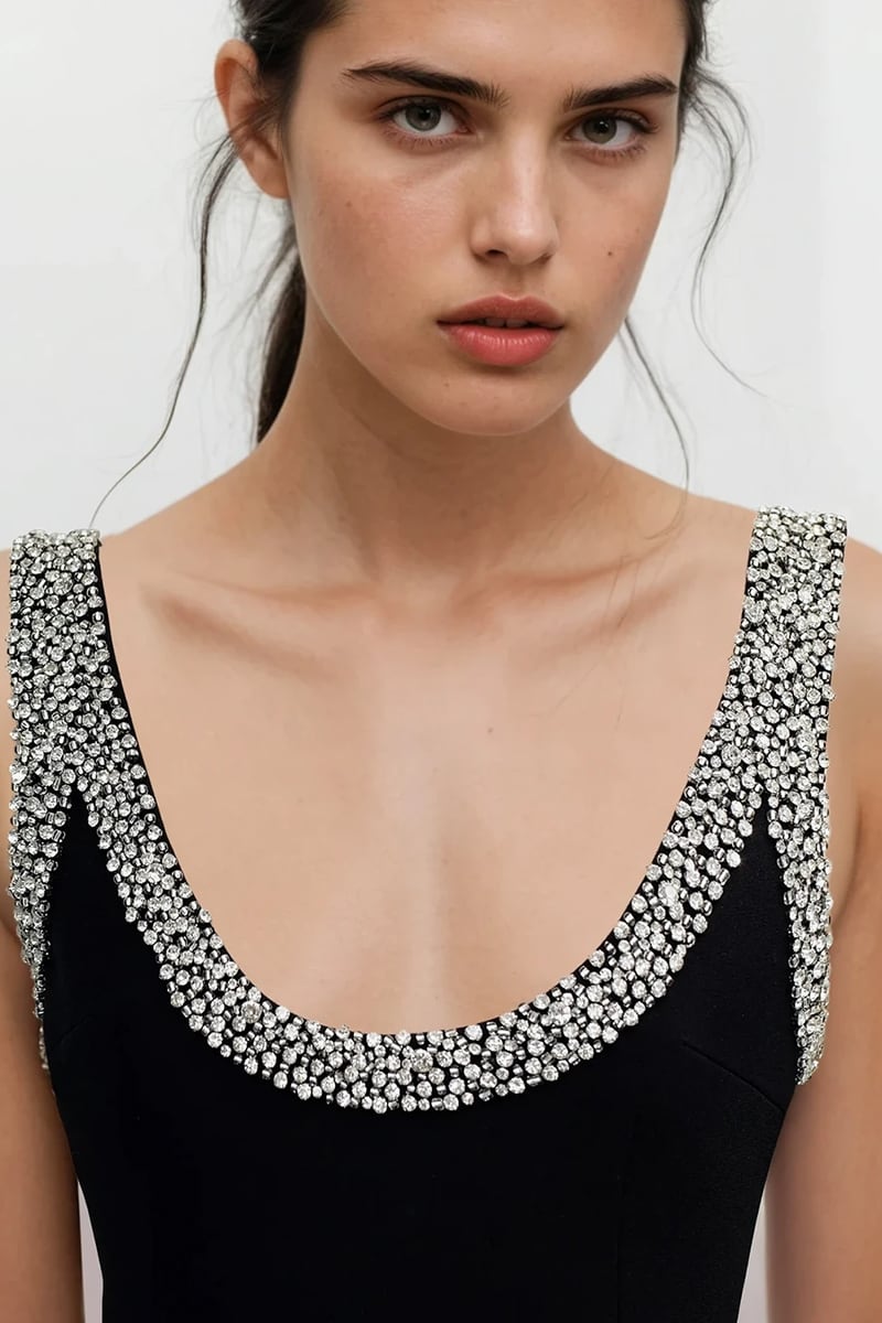 Isolde Crystal-Embellished Bodycon Gown | Jewelclues