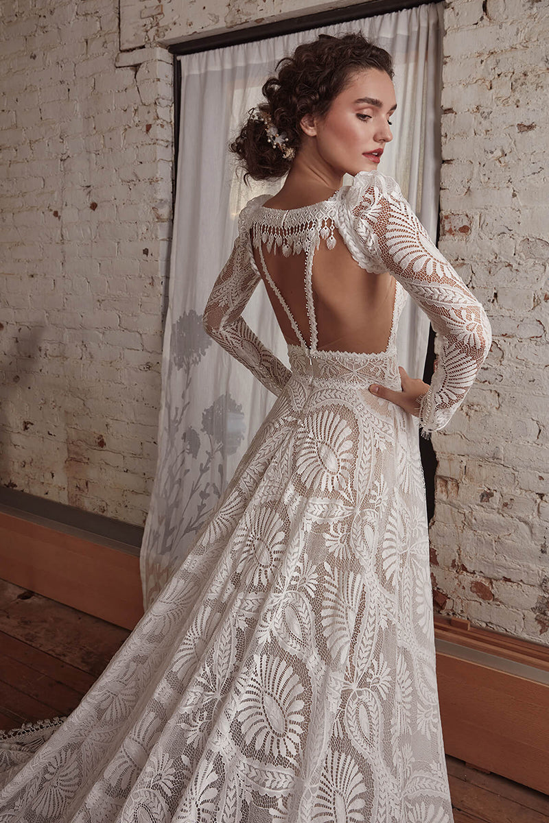 Mijas Ethereal Lace Wedding Dress | Jewelclues
