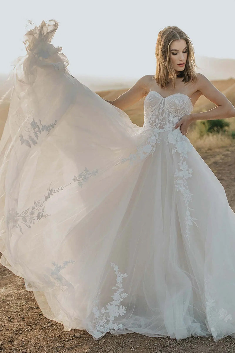 Eternal Appeal of a Modern Corset Wedding Dress