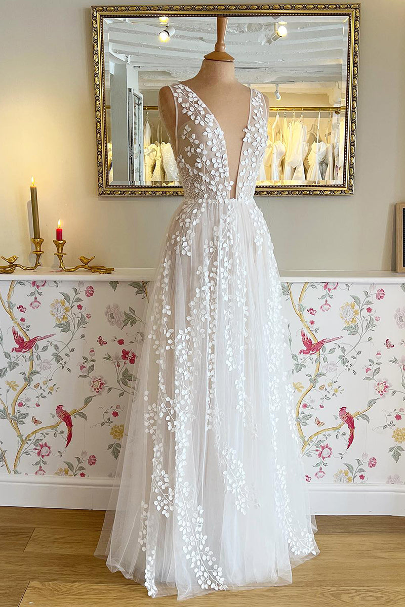 Olena Ethereal A-line Tulle Wedding Dress | Jewelclues