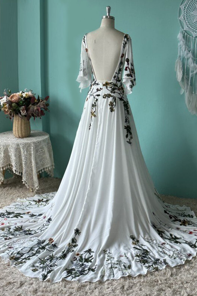 Dramatic Elegance: Unveiling the Allure of Black Wedding Dresses - Pretty  Happy Love - Wedding Blog | Essense Designs Wedding Dresses
