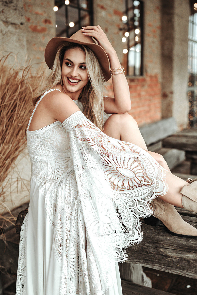 Sydney Bohemian Lace Wedding Dress | Jewelclues