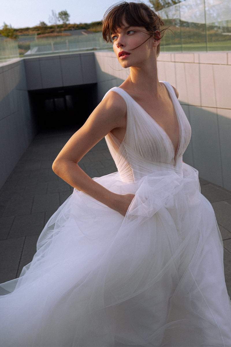 Elinor Tulle A-line Wedding Dress | Jewelclues | #color_white