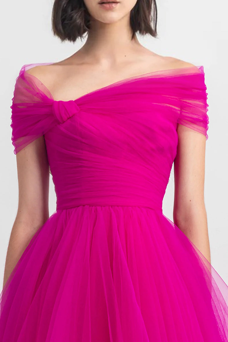 Romantic Elegance Off-the-Shoulder Maxi Dress